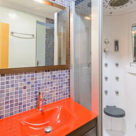 Apartamento -atico En El Centro De Apartamento Nerja