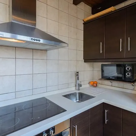 Apartamento -atico En El Centro De Nerja